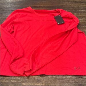 NWT Under Armour Vibrant Red Cropped Crew Neck Top